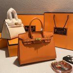 Retro-style clasp large-capacity women's handbag - Image 14