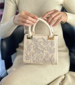 Retro Floral Embroidery Crossbody Bag for Women - Image 2