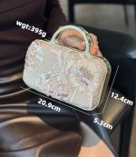 Elegant Floral Sequin Box Clutch for Women - Image 9